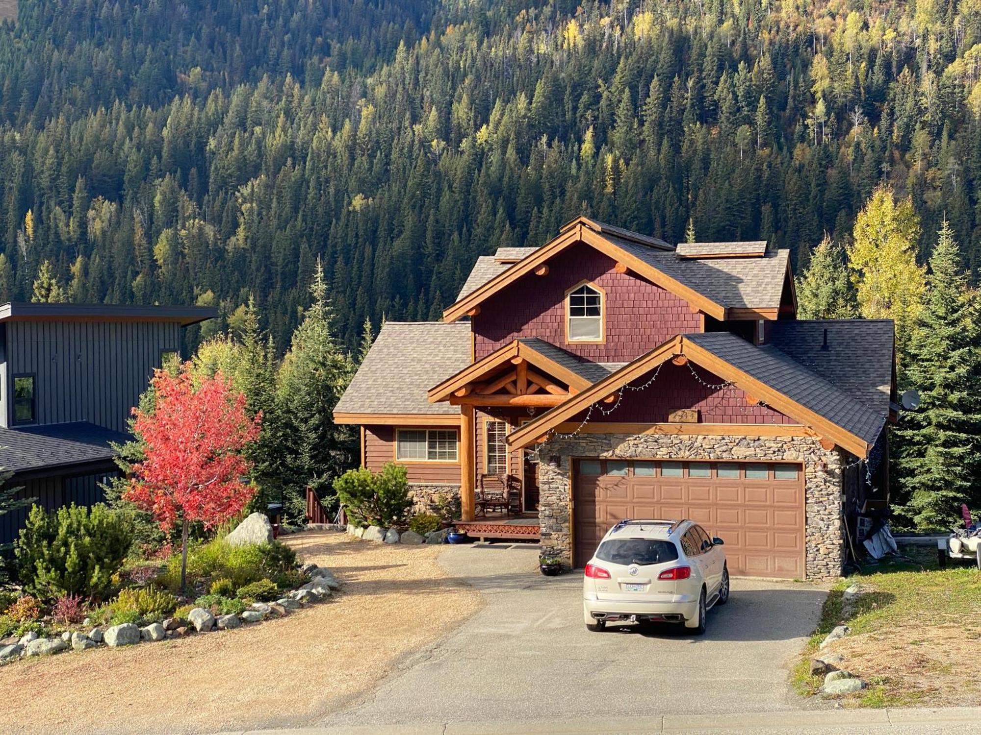 Morrisey Chalet At Sun Peaks Exterior photo